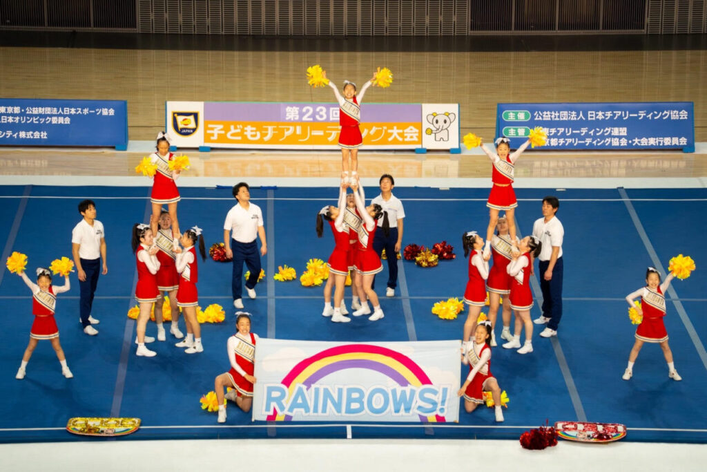 横浜市港北区で活動する NPO法人横浜チアリーディングチーム「RAINBOWS!」